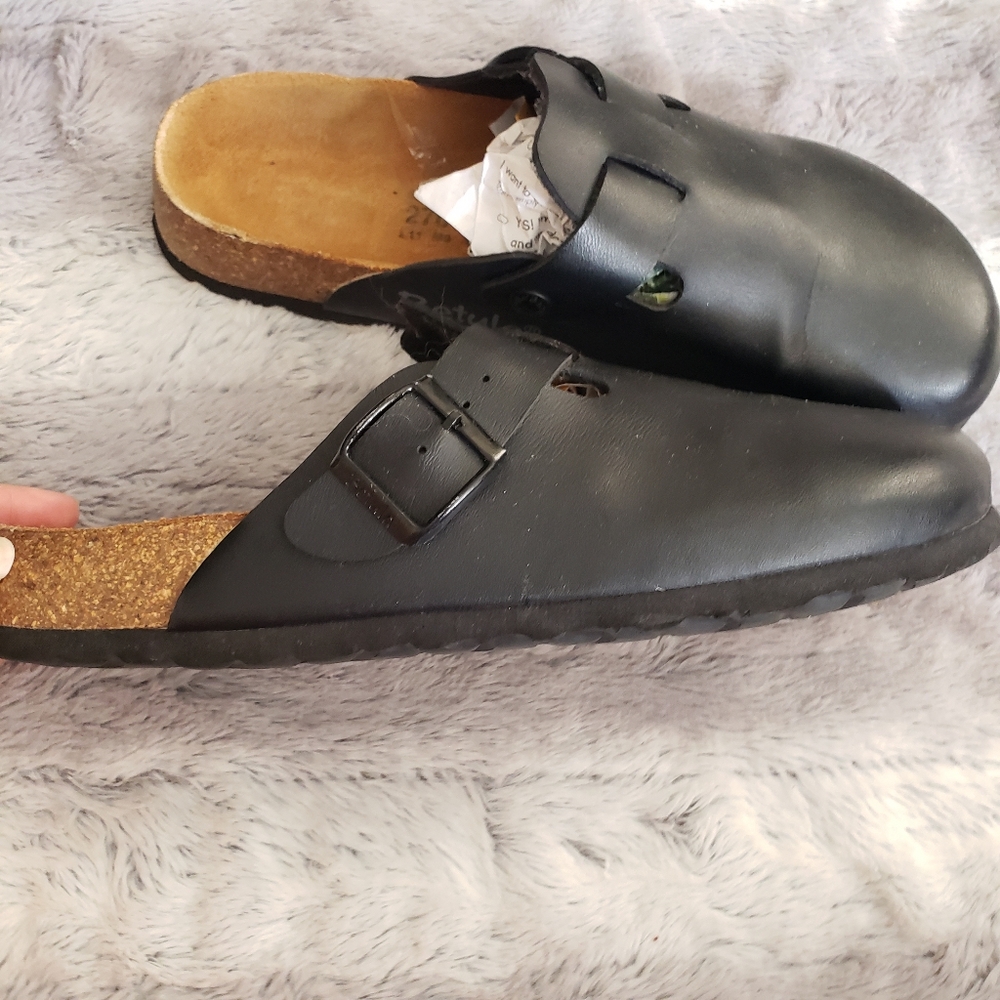 Unisex Betula by Birkenstock Black Leather Unisex Clogs 42